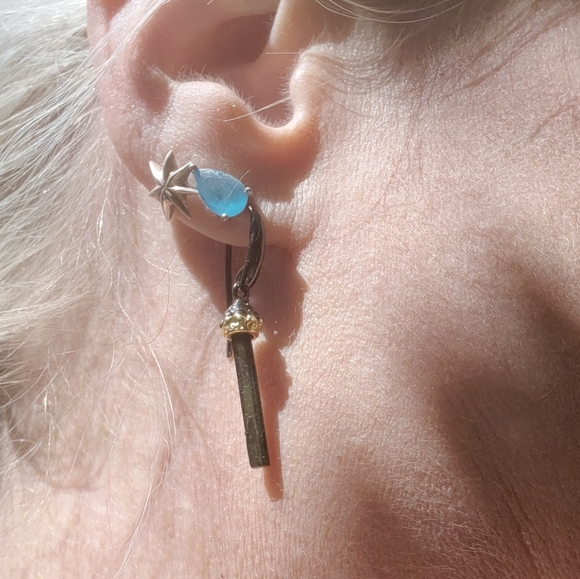 green tourmaline & sterling & gold long pillar earrings - Picture 2 of 10